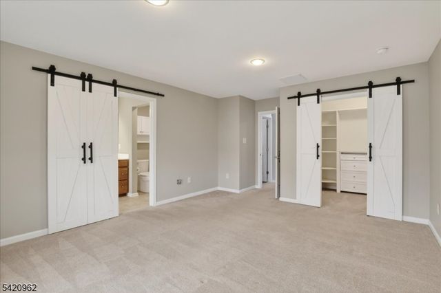 4 Jake Dr, Tinton Falls Boro, NJ 07712
