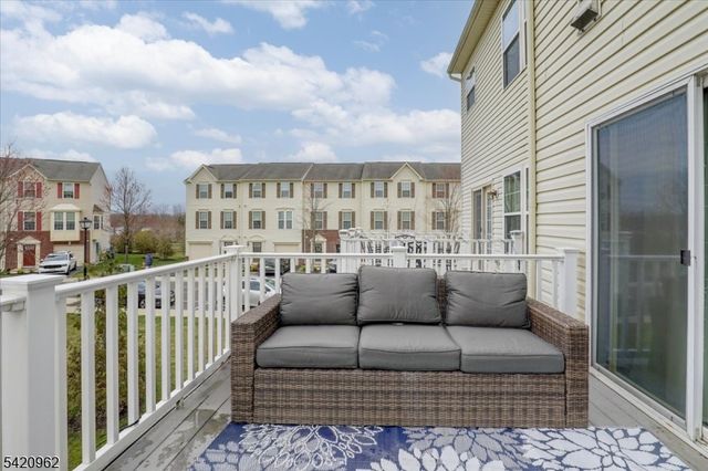 4 Jake Dr, Tinton Falls Boro, NJ 07712
