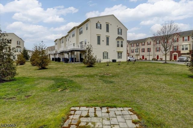 4 Jake Dr, Tinton Falls Boro, NJ 07712