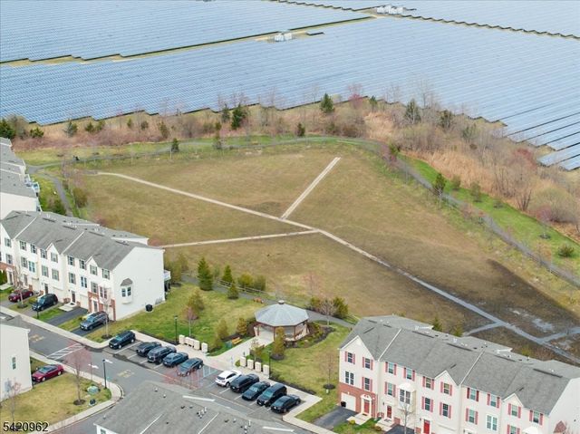 4 Jake Dr, Tinton Falls Boro, NJ 07712