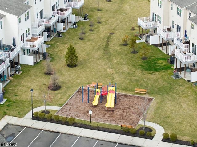 4 Jake Dr, Tinton Falls Boro, NJ 07712