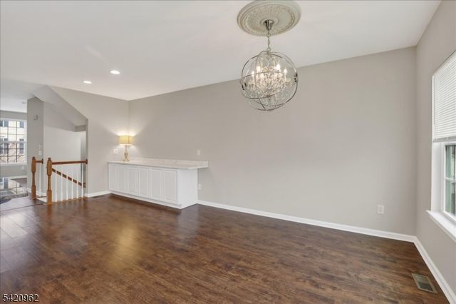 4 Jake Dr, Tinton Falls Boro, NJ 07712