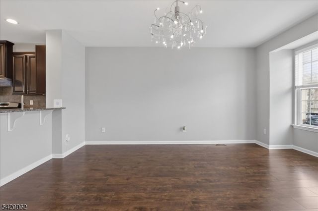 4 Jake Dr, Tinton Falls Boro, NJ 07712