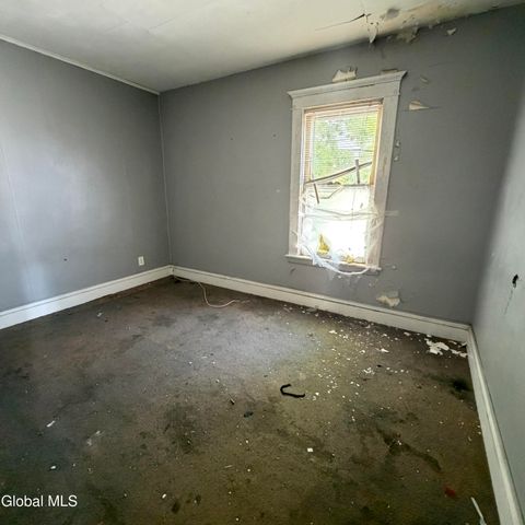 1110 Chrisler Avenue, Schenectady, NY 12303