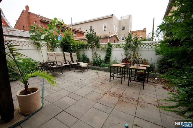 403 Undercliff Avenue, Edgewater, NJ 07020