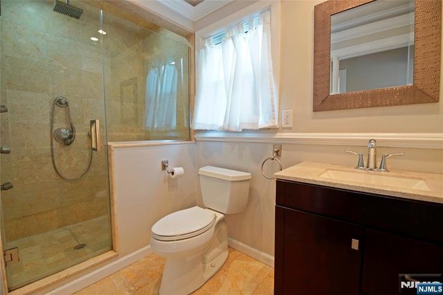 403 Undercliff Avenue, Edgewater, NJ 07020