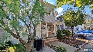403 Undercliff Avenue, Edgewater, NJ 07020