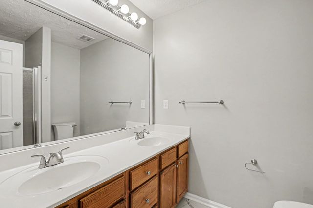 103 Village Ct, Hendersonville, TN 37075