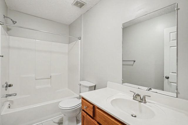 103 Village Ct, Hendersonville, TN 37075