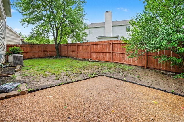 103 Village Ct, Hendersonville, TN 37075
