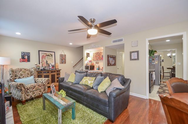 10264 Briar Forest Drive, Houston, TX 77042