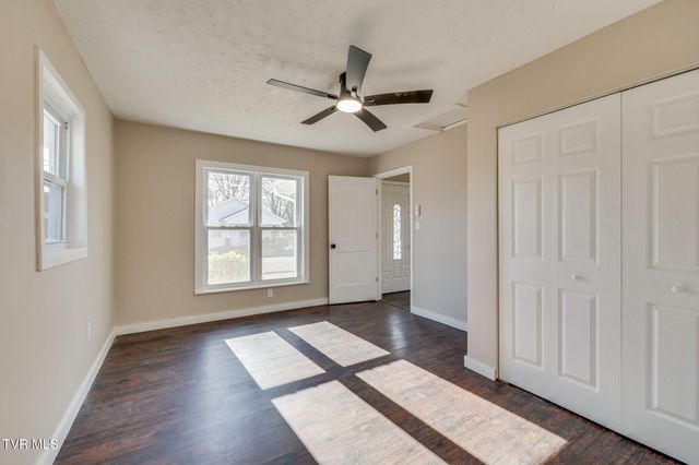 2404 Overlook Road, Kingsport, TN 37664