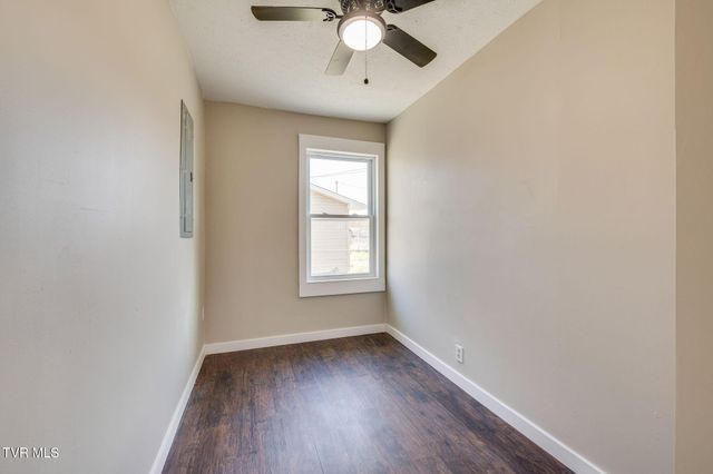 2404 Overlook Road, Kingsport, TN 37664