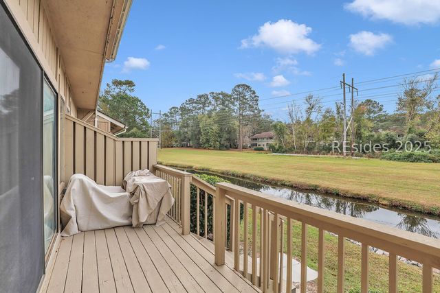 5 Gum Tree Rd Apt F7, Hilton Head Island, SC 29926