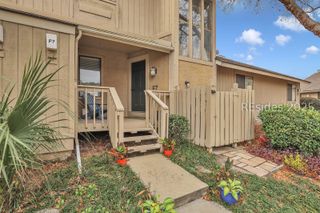 5 Gum Tree Rd Apt F7, Hilton Head Island, SC 29926