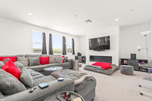 39315 Stirrup Court Court, Palmdale, CA 93551