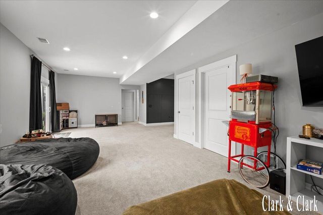 3155 Sandy Drive Sw, City Of Wyoming, MI 49418