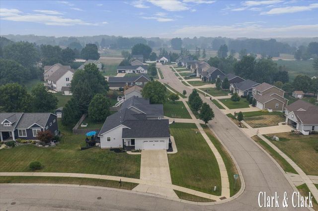 3155 Sandy Drive Sw, City Of Wyoming, MI 49418