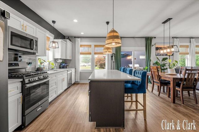 3155 Sandy Drive Sw, City Of Wyoming, MI 49418