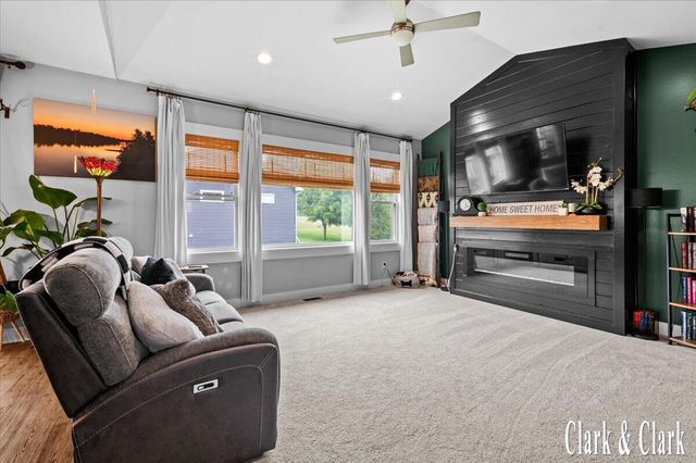 3155 Sandy Drive Sw, City Of Wyoming, MI 49418