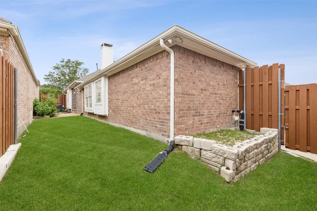 8008 Springmoss Drive, Plano, TX 75025