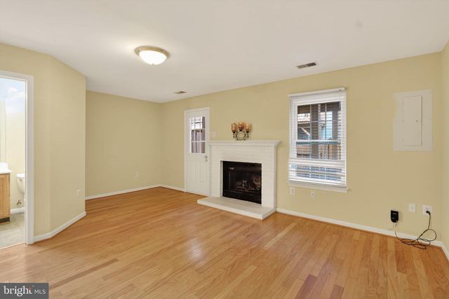 6348 DAKINE CIR, Springfield, VA 22150