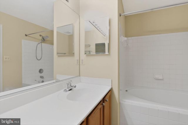 6348 DAKINE CIR, Springfield, VA 22150