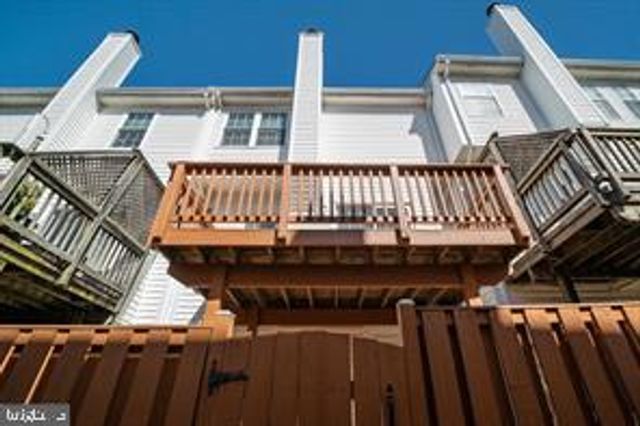 6348 DAKINE CIR, Springfield, VA 22150