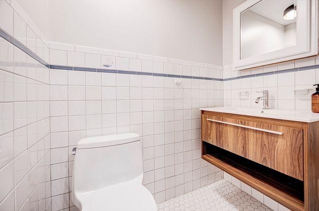 9 Winchester Terrace, Boston, MA 02130