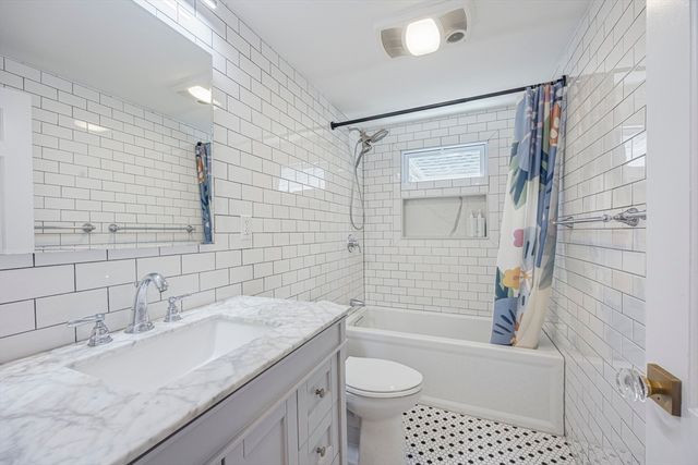 9 Winchester Terrace, Boston, MA 02130