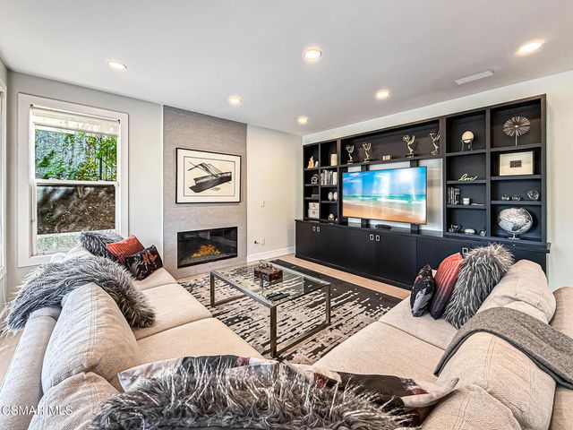 3860 Mountain Shadows Road, Calabasas, CA 91301