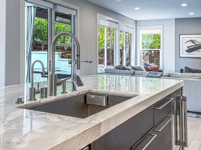 3860 Mountain Shadows Road, Calabasas, CA 91301