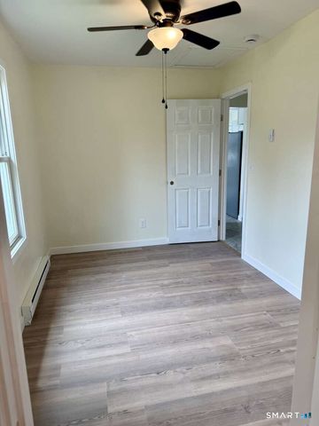 6 First Street, Madison, CT 06443