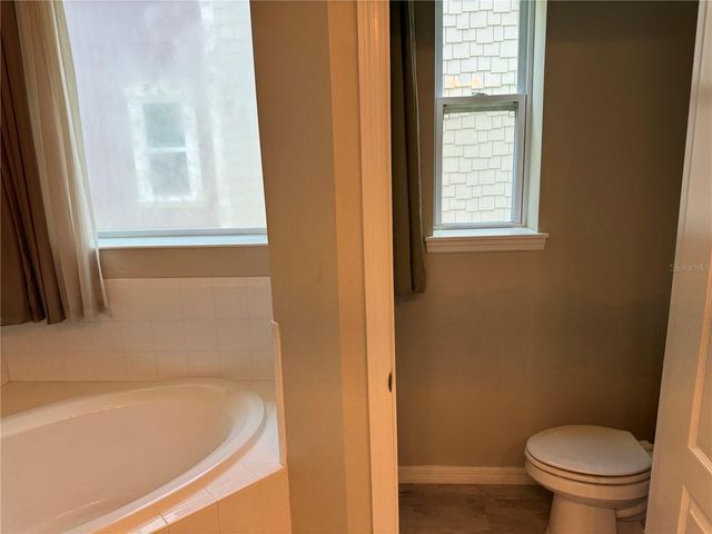 5912 VILLAGE CENTER DRIVE, Lithia, FL 33547