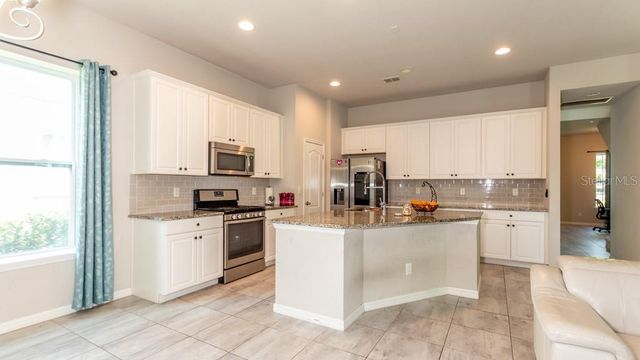 5912 VILLAGE CENTER DRIVE, Lithia, FL 33547