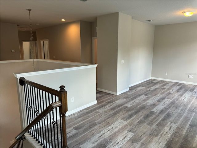 5912 VILLAGE CENTER DRIVE, Lithia, FL 33547