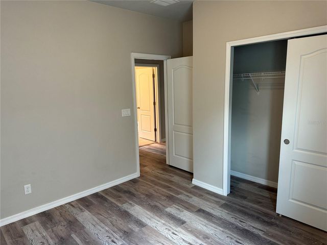 5912 VILLAGE CENTER DRIVE, Lithia, FL 33547