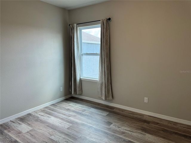 5912 VILLAGE CENTER DRIVE, Lithia, FL 33547