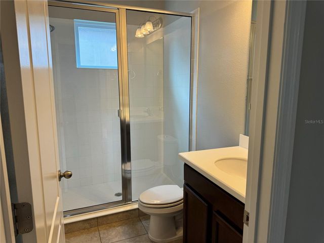 5912 VILLAGE CENTER DRIVE, Lithia, FL 33547