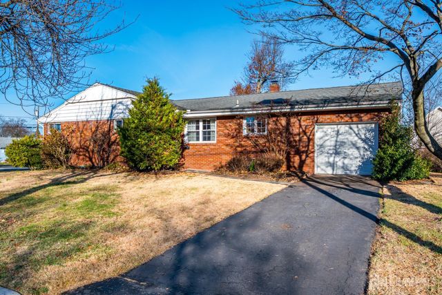 130 Woodrow Avenue, Piscataway, NJ 08854