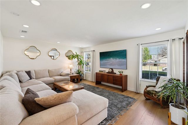 470 Conners Lane, Riverside, CA 92507