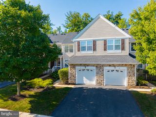 12 SCARLET OAK DR, Princeton, NJ 08540