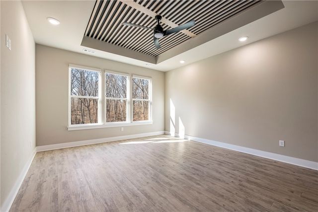 31 Monikie Drive, Bella Vista, AR 72715