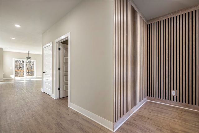 31 Monikie Drive, Bella Vista, AR 72715