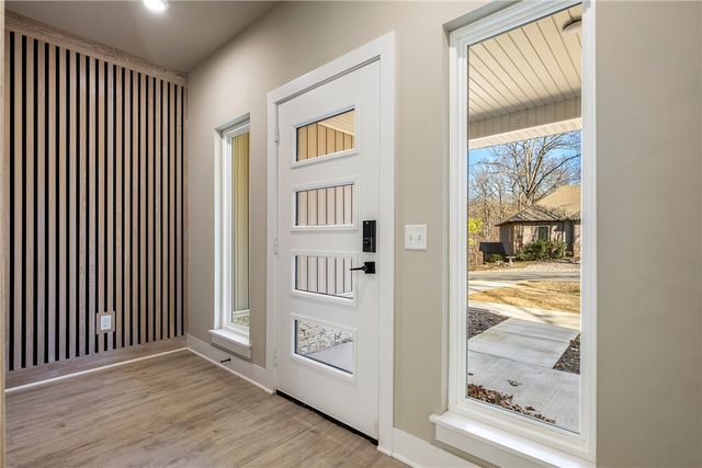 31 Monikie Drive, Bella Vista, AR 72715