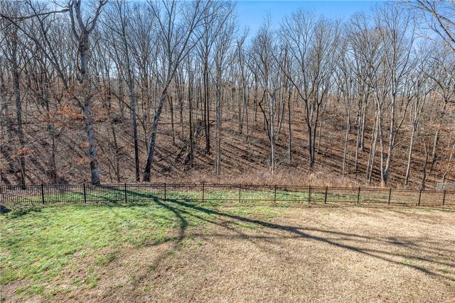 31 Monikie Drive, Bella Vista, AR 72715