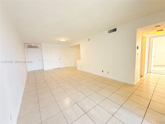 210 Lake Pointe Drive 210, Oakland Park, FL 33309