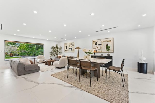 19731 NE 24th Ave, Miami, FL 33180