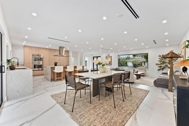 19731 NE 24th Ave, Miami, FL 33180