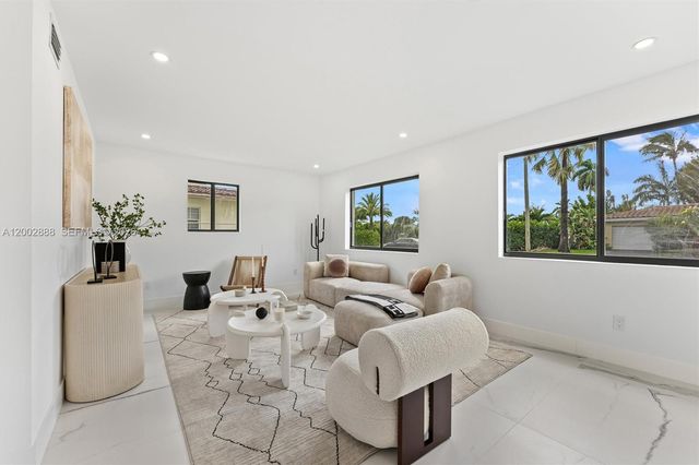 19731 NE 24th Ave, Miami, FL 33180